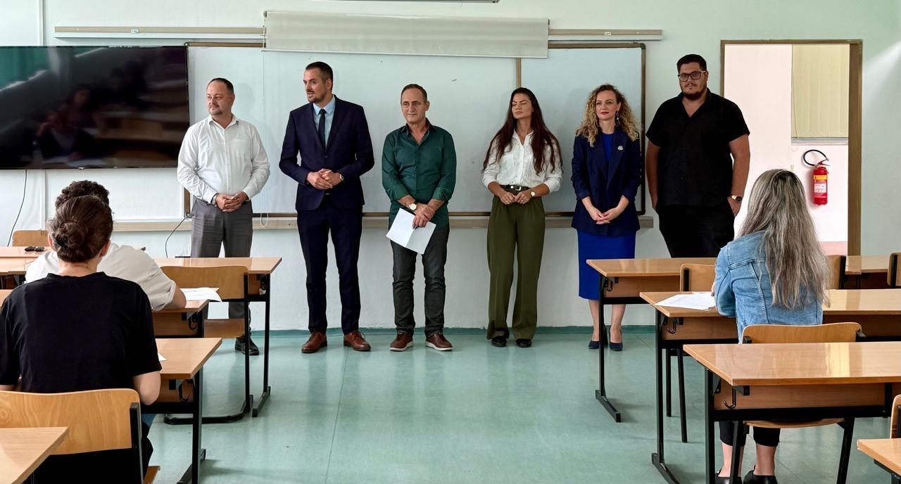 Fakulteti i Shkencave Sociale mban provimin pranues për programin “Kujdesi dhe Mirëqenia Sociale” – Afati II