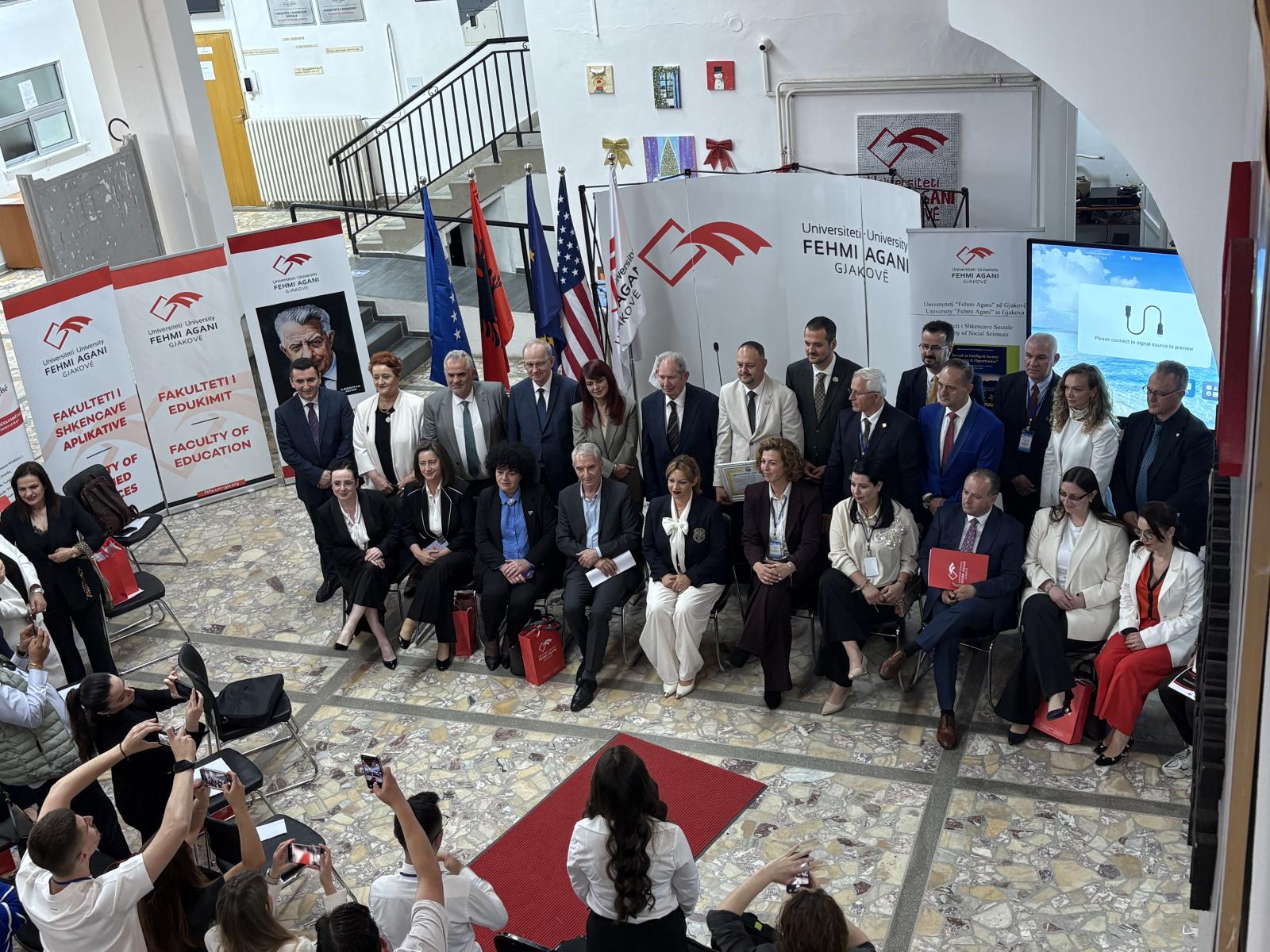 Shkëmbimi i Ideve dhe Dialogu Akademik në Fokus të Konferencës Ndërkombëtare
